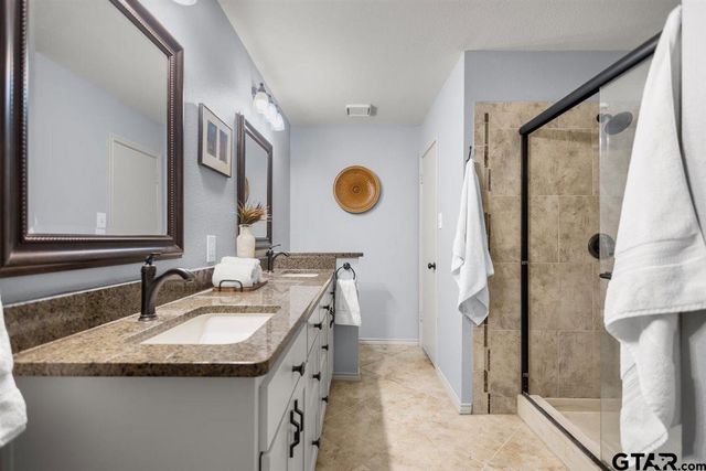 241 Hideaway Lane Central, Hideaway, TX 75771
