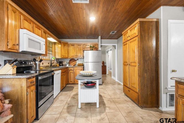241 Hideaway Lane Central, Hideaway, TX 75771