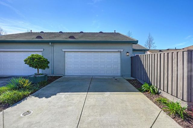 2311 Rose Arbor Dr, Sacramento, CA 95835