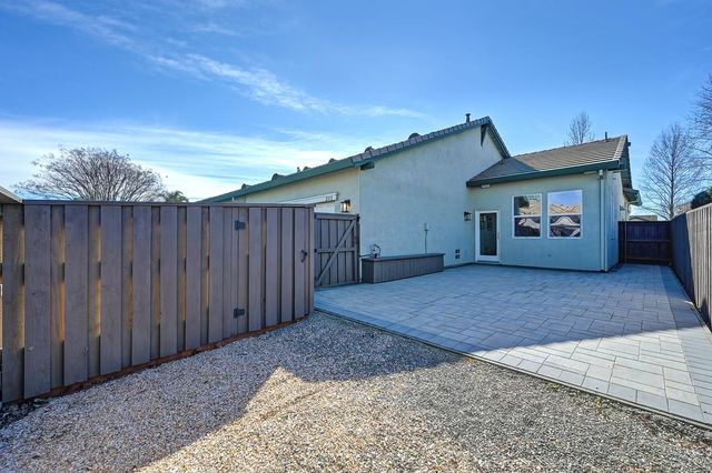 2311 Rose Arbor Dr, Sacramento, CA 95835