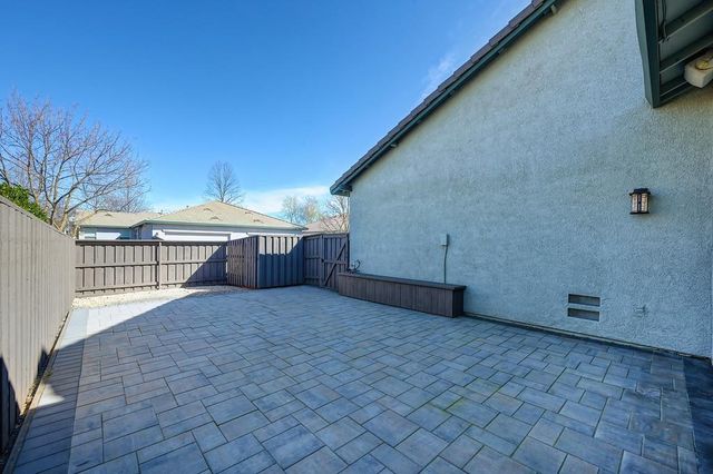 2311 Rose Arbor Dr, Sacramento, CA 95835