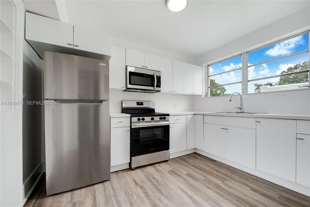 1736 SW 9th Street, Miami, FL 33135