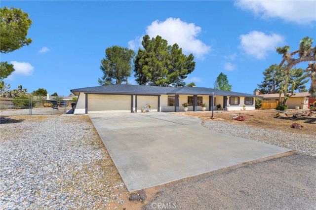 20360 Eyota, Apple Valley, CA 92308