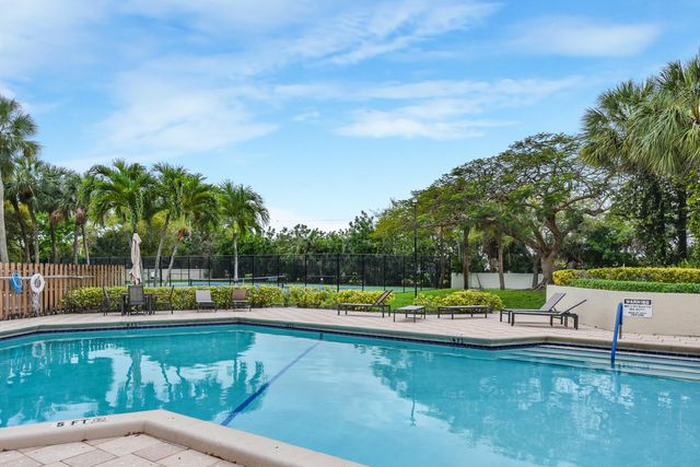 2600 Greenwood Terrace 107, Boca Raton, FL 33431