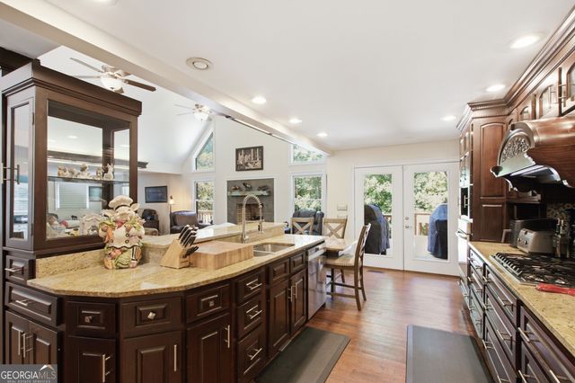 248 Tanglewood Drive S, Royston, GA 30662