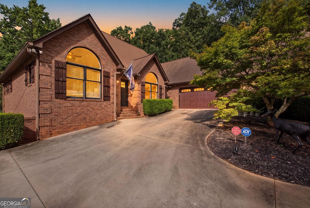 248 Tanglewood Drive S, Royston, GA 30662