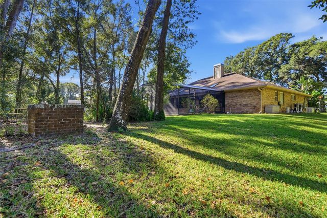 2409 S SPRING GARDEN AVENUE, Deland, FL 32720