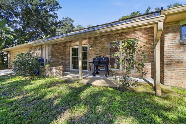 2409 S SPRING GARDEN AVENUE, Deland, FL 32720