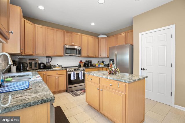 10100 SACHS CT, Fredericksburg, VA 22408