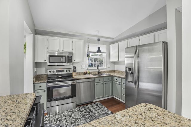 6500 Cherokee Rose Drive, Westerville, OH 43081