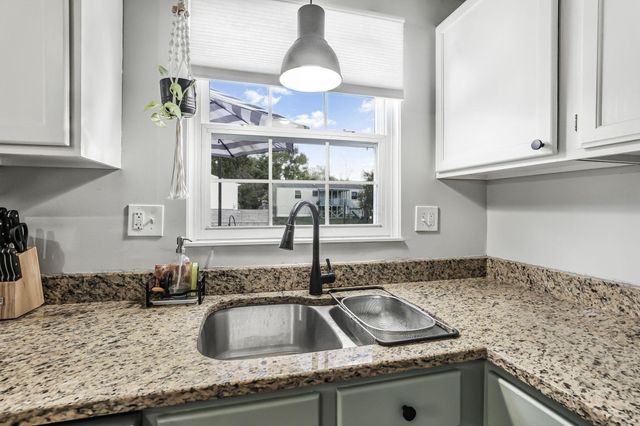 6500 Cherokee Rose Drive, Westerville, OH 43081