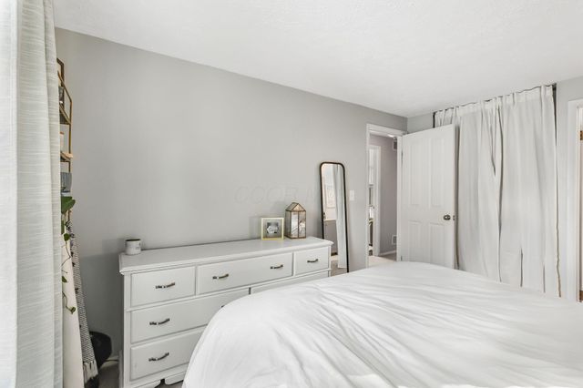 6500 Cherokee Rose Drive, Westerville, OH 43081