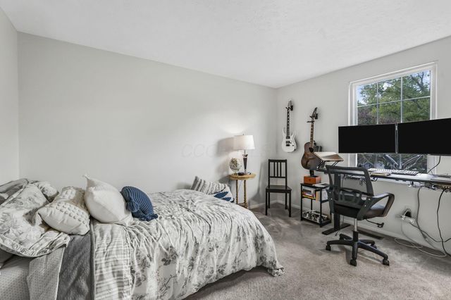 6500 Cherokee Rose Drive, Westerville, OH 43081