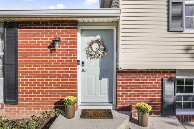 6500 Cherokee Rose Drive, Westerville, OH 43081