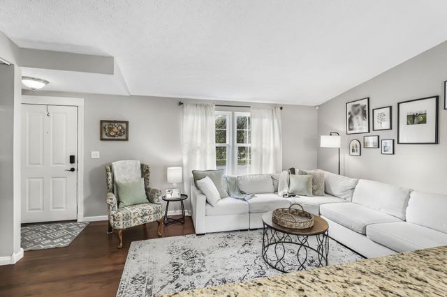 6500 Cherokee Rose Drive, Westerville, OH 43081