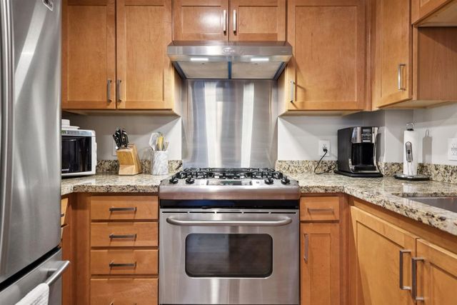 81 Frank Norris Place 303, San Francisco, CA 94109