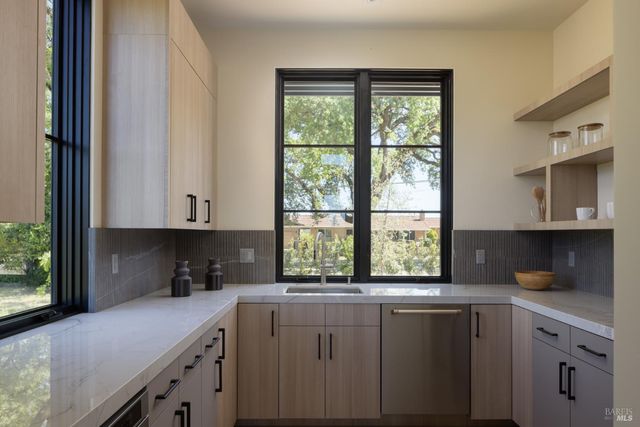 1000 Rutherford Rd, Napa, CA 94558