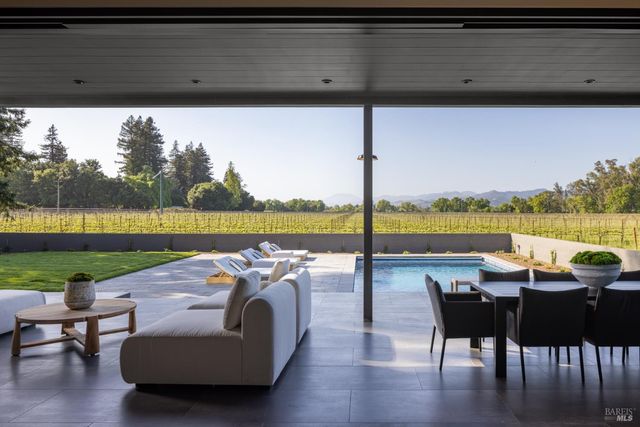 1000 Rutherford Rd, Napa, CA 94558