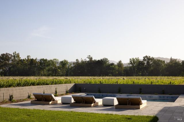 1000 Rutherford Rd, Napa, CA 94558