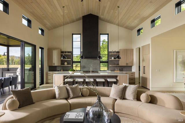 1000 Rutherford Rd, Napa, CA 94558