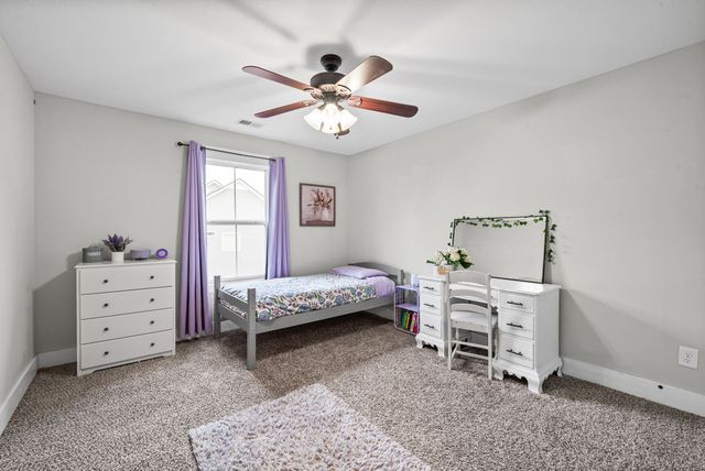 174 Towes Ln, Clarksville, TN 37043