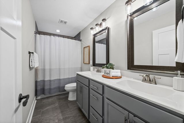 174 Towes Ln, Clarksville, TN 37043