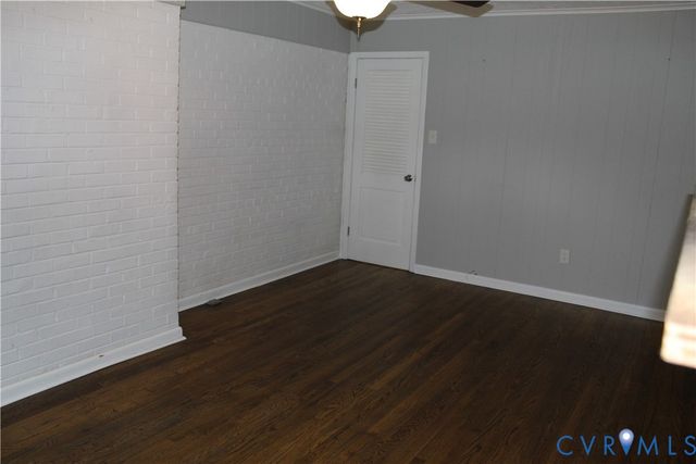 10008 Dakins Dr, North Chesterfield, VA 23236