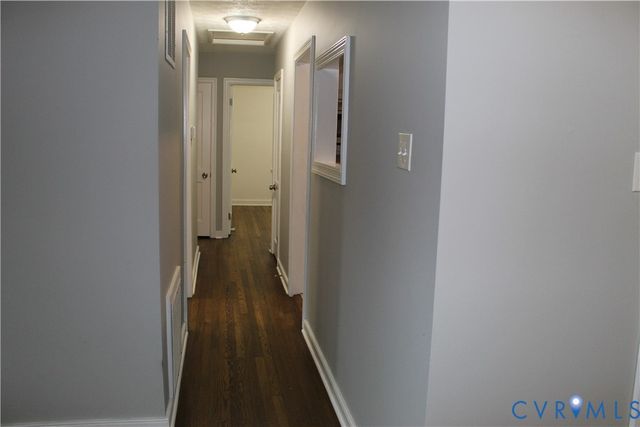 10008 Dakins Dr, North Chesterfield, VA 23236