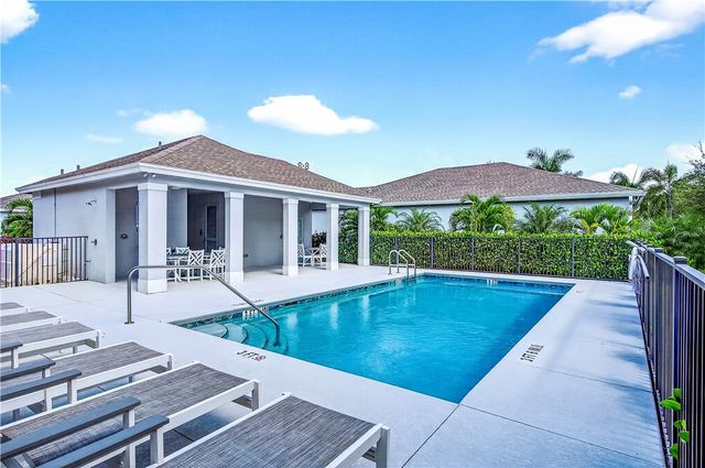2557 Bella Vista Circle, Vero Beach, FL 32966