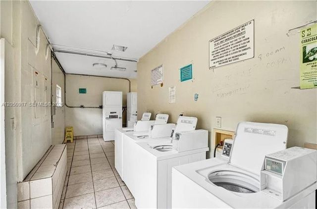 505 NW 177th St 111, Miami Gardens, FL 33169