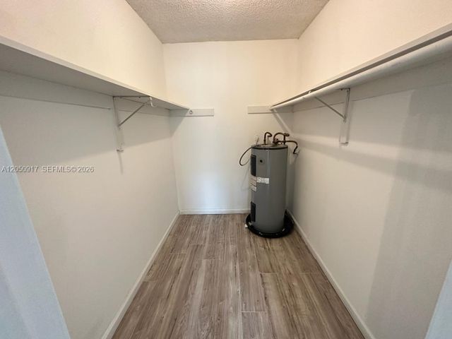 505 NW 177th St 111, Miami Gardens, FL 33169