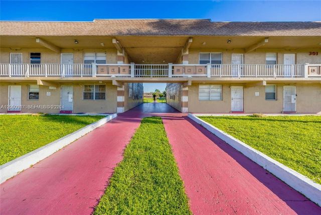 505 NW 177th St 111, Miami Gardens, FL 33169
