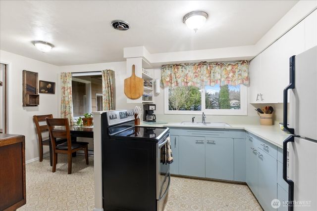 712 3rd Street, Sultan, WA 98294