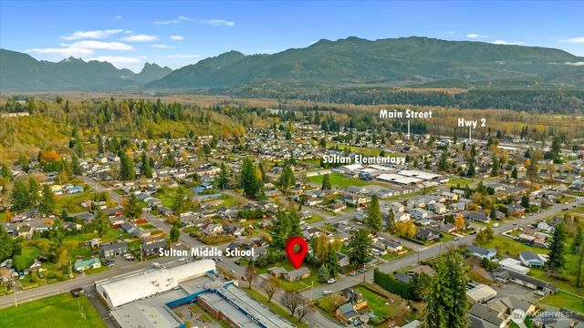 712 3rd Street, Sultan, WA 98294