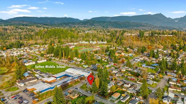 712 3rd Street, Sultan, WA 98294