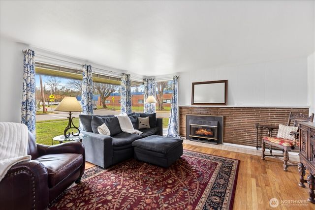 712 3rd Street, Sultan, WA 98294