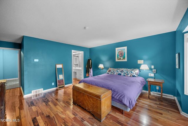 4612 Farmington Road, Toledo, OH 43623