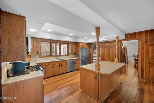 4612 Farmington Road, Toledo, OH 43623