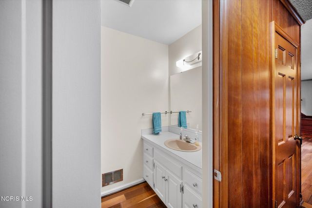 4612 Farmington Road, Toledo, OH 43623