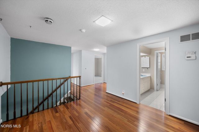 4612 Farmington Road, Toledo, OH 43623