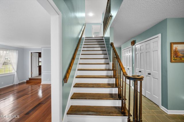 4612 Farmington Road, Toledo, OH 43623