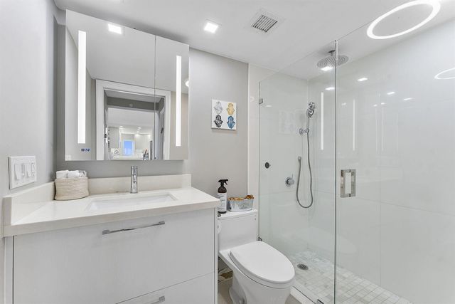 4505 S Ocean Boulevard 307, Highland Beach, FL 33487