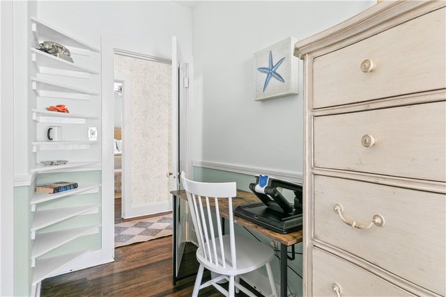 75 Roseneath Avenue, Newport, RI 02840