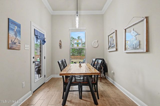 14636 Lillian Way, Ocean Springs, MS 39565