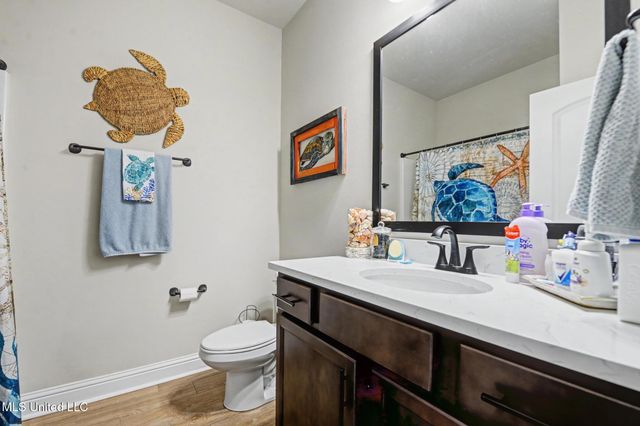 14636 Lillian Way, Ocean Springs, MS 39565