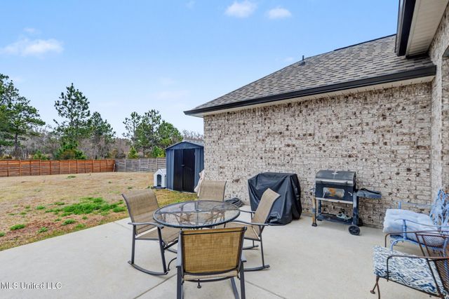 14636 Lillian Way, Ocean Springs, MS 39565