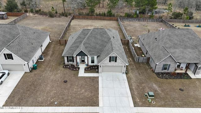 14636 Lillian Way, Ocean Springs, MS 39565