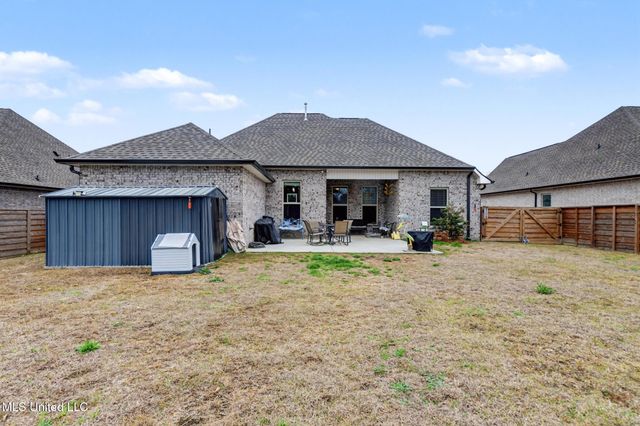 14636 Lillian Way, Ocean Springs, MS 39565