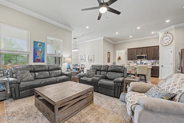 14636 Lillian Way, Ocean Springs, MS 39565