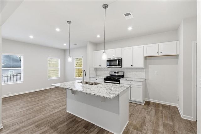 1190 PARK CENTER Circle, Mableton, GA 30168